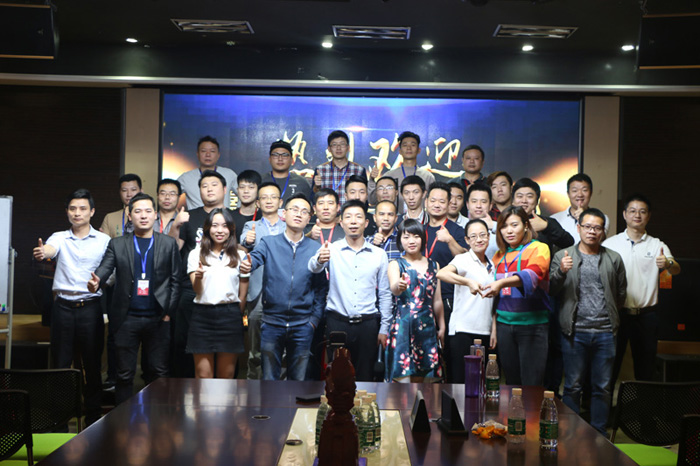 <b>讓愛(ài)回家！英嘉尼智能影院第四期特訓(xùn)營(yíng)交流暨客戶答謝會(huì)圓滿成功！</b>