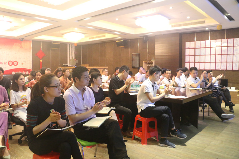 <b>一禾科技舉行2019年第一季度總結(jié)暨第二季度啟動(dòng)會(huì)議</b>